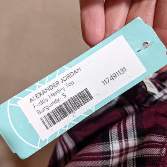 NWT Burgundy Plaid Henley top - Picture 5 of 6